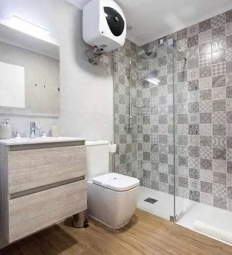 Sunnyland Martianez 2 Apartment