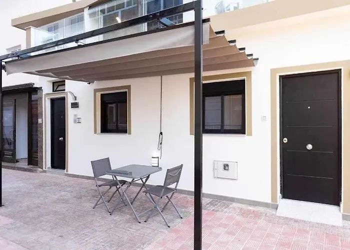 Apartment Sunnyland Martianez 2 *